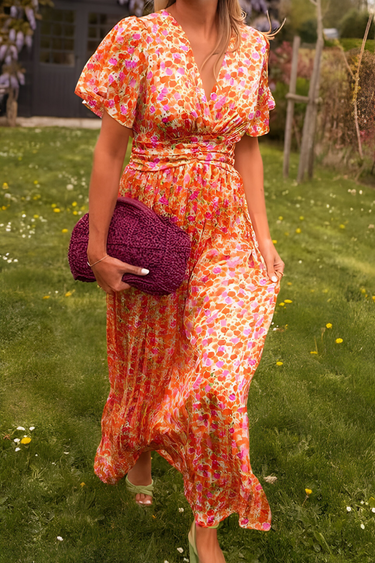 Ava™ | Elegant maxi dress with V-neck and feminine fit 1