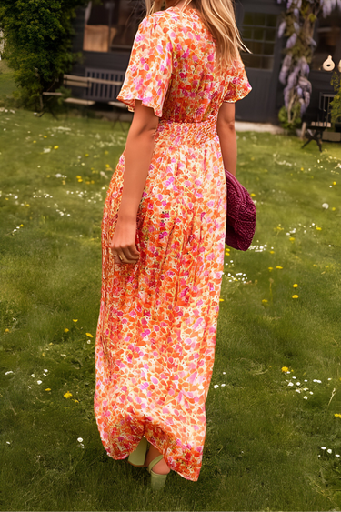 Ava™ | Elegant maxi dress with V-neck and feminine fit 2