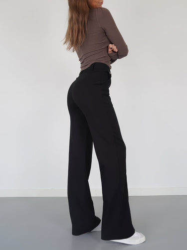 Beatrix | Wide-leg trousers for women, high-waisted for elegant and casual looks 2