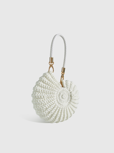 Crocheted Conch-Shaped Handbag 1