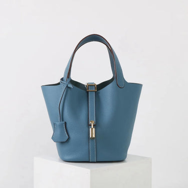 Elaris | Luxe Taupe Leather Bucket Bag – Timeless & Elegant 10
