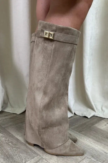 Elegant Women's Knee High Boots – Black Leather or Suede with Slim Design for All-Day Comfort and Versatile Style 5