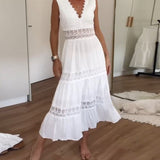 Elegant midi summer dress with lace and V-neck – feminine and airy 1