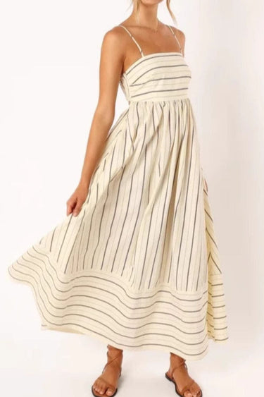 Floral Maxi Dress for Women – Romantic Sleeveless Long Dress with Flattering Fit for Garden Parties and Outdoor Events 9