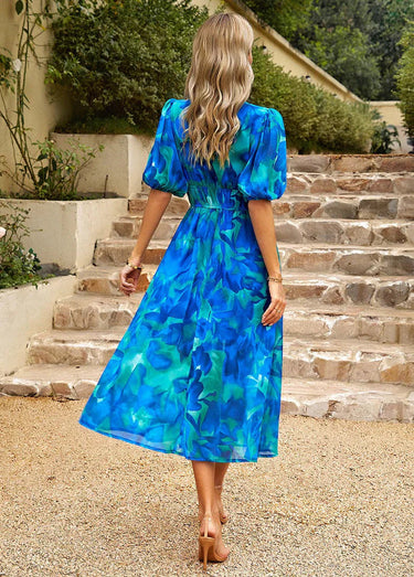 Flowing midi dress with floral print – teal, V-neck & puff sleeves 2