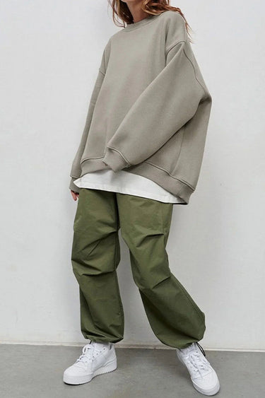 Lola | Oversized sweatshirt with round neck 9