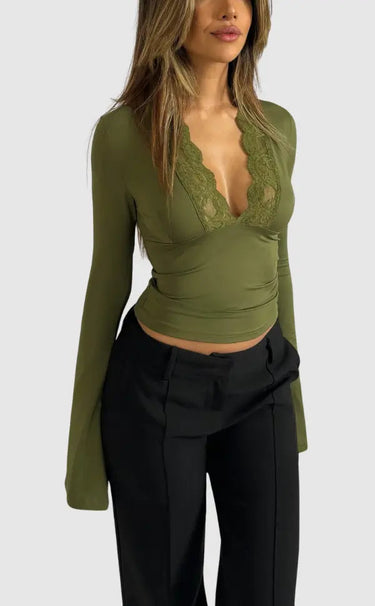 Roxana | Long-sleeved top with lace – Feminine elegance for every occasion 1