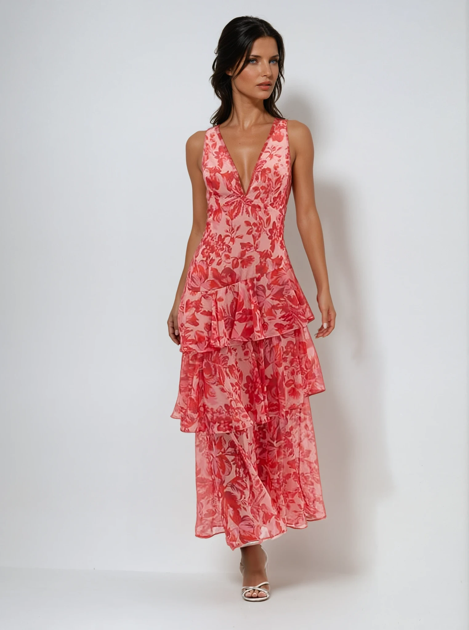 veda tiered midi dress Descubre el VEDA Strappy Back Ruffle Midi Dress Floral Red