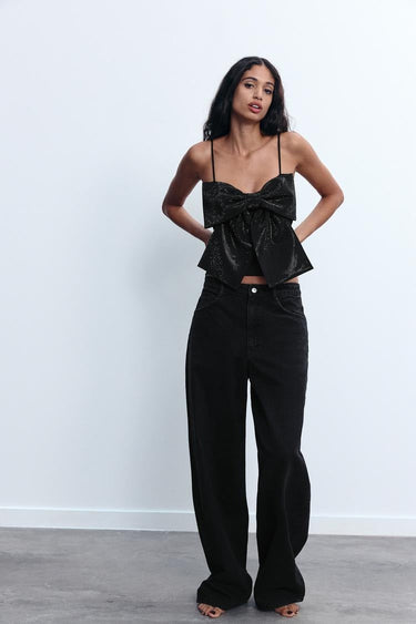 White Women's Crop Top with Oversized Bow Detail – Lightweight Sparkled Cropped T-Shirt 3