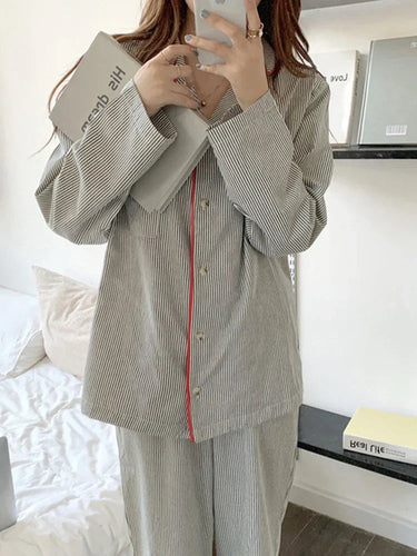 Women's 2-Piece Pyjama Set with Striped Button-Up Shirt and Trousers 3