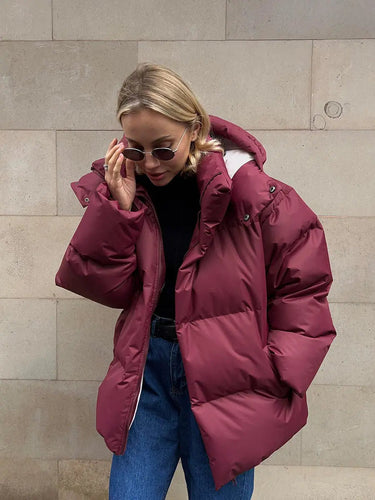 Women's Black Puffer Jacket - Stylish Winter Coat for Exceptional Warmth and Versatile Use 5