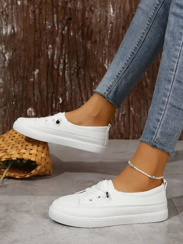 Women's Casual Round Toe Flat Shoes with Lace-Up Design 2