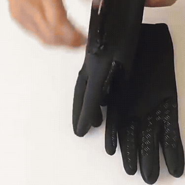 Heated Gloves For Winter Waterproof Thermal Gloves With Touchscreen And Non-Slip Silicone Palm - Image 4