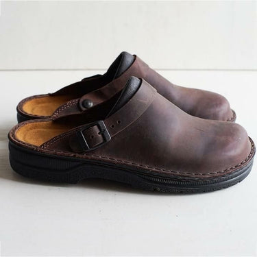 Slip On Clogs with Supportive Buckle Design and Cushioned Sole - Image 5