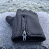Thermal Gloves with Secure Waterproof Design and Touchscreen Compatibility - Image 5