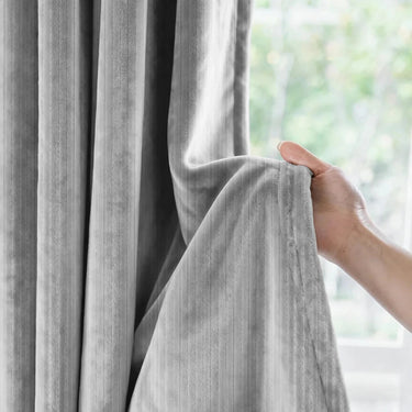 Thermal Insulated Curtain Window Heavy Climate-Insulated Winter For Warmth And Comfort Keeps Heat Inside And Reduces Cold Drafts - Image 4