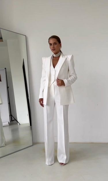 Amber | 3-Piece Suit Set 4