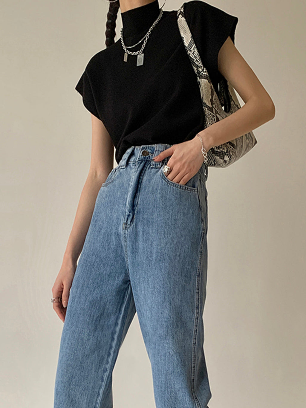 Sleeveless Knit Pullover Vest