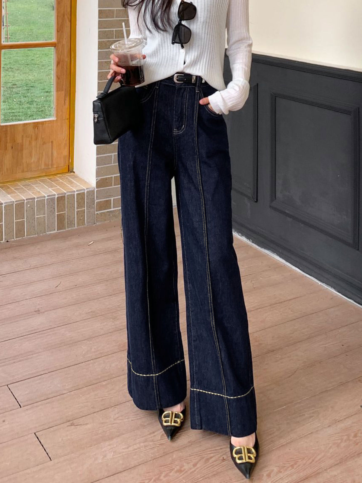 Contrast Stitch Wide Leg Denim Jeans
