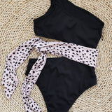 Bicolor One-Shoulder Swimsuit with Bow Detail 7