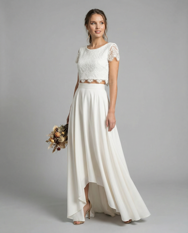 Bohemian Lace Dress – High-Low Design for Outdoor Celebrations 3