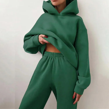 Casual Two-Piece Cap Suit with Thickened Long-Sleeved Sweater and Pants – 2024 Trend 3