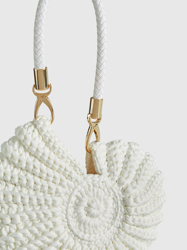 Crocheted Conch-Shaped Handbag 3