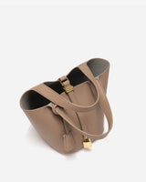 Elaris | Luxe Taupe Leather Bucket Bag – Timeless & Elegant 3