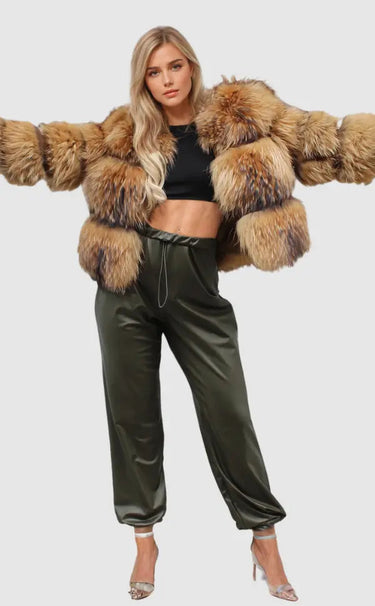 Elegant Faux Fur Women's Jacket – Warm Winter Coat for Casual and Formal Occasions, Available in Sizes S to XL 1