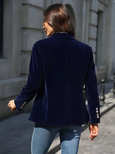 Elegant Velvet Blazer for Women – Stylish & Comfortable 6