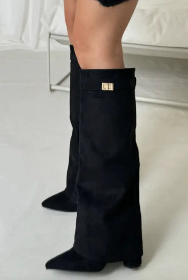 Elegant Women's Knee High Boots – Black Leather or Suede with Slim Design for All-Day Comfort and Versatile Style 7