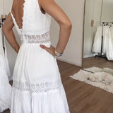 Elegant midi summer dress with lace and V-neck – feminine and airy 2
