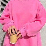 Lola | Oversized sweatshirt with round neck 1