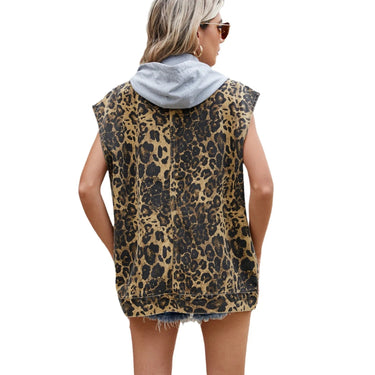 Sleeveless Leopard Print Jacket with Button Front 4
