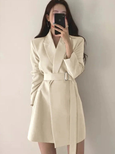 Sophia Casual Blazer – Tailored Fit White Jacket for Versatile Styling 1