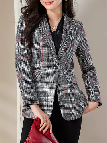 Tartan Blazer – Stylish Slim-Fit Design for Professional Settings 4