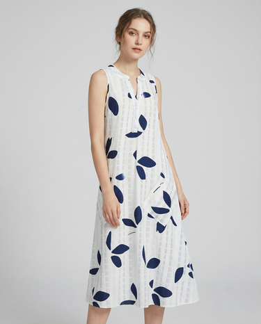 Tessa Leaf Print Maxi Dress – Stylish V-Neck Sleeveless Summer Look 3