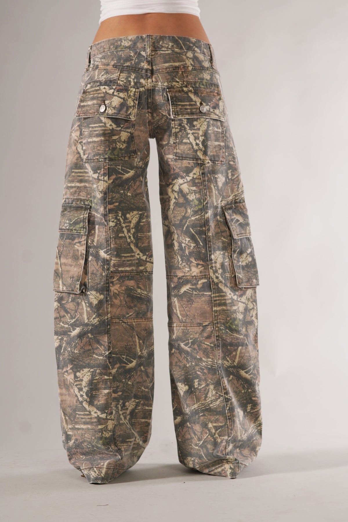 Valina Pants | Unisex Camo Cargo Pants with Utility Pockets 3
