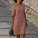 Vintage Mini Dress – Flattering V-Neck Summer Essential 1