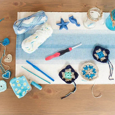 Crochet Hook Set With LED Light Interchangeable Tips For Better Visibility And Flexible Crafting Projects - Image 5