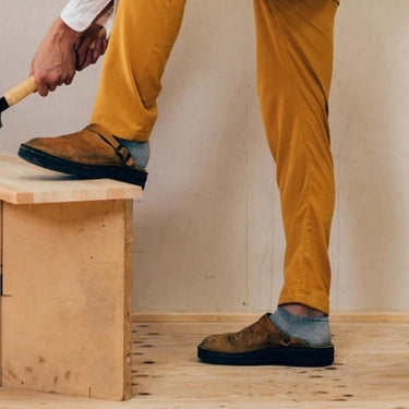 Slip On Clogs with Supportive Buckle Design and Cushioned Sole - Image 8