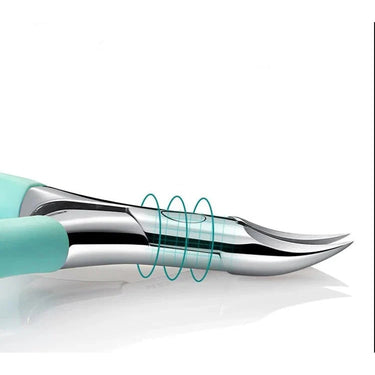 Toenail Clipper With Curved Stainless Steel Blade And Built-In Nail Catcher - Image 1