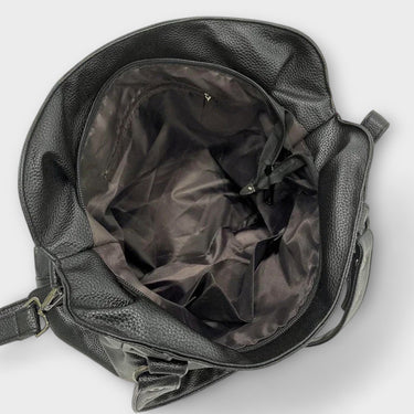 Women's Sleek Design Shoulder Bag with Minimal Modern Silhouette